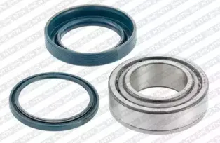 Комплект подшипника ступицы колеса SNR купить