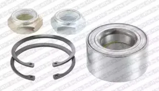 Комплект подшипника ступицы колеса SNR купить