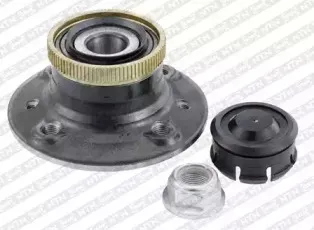 Комплект подшипника ступицы колеса SNR купить