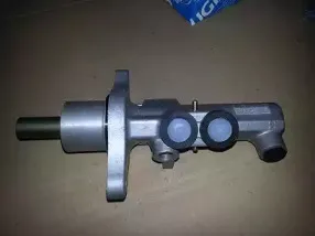 Главный тормозной цилиндр BUGIAD купить