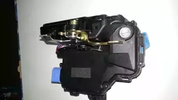 Замок двери BUGIAD купить