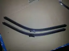 Щетка стеклоочистителя BUGIAD купить