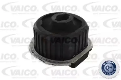 Втулка, балка моста VAICO купить