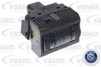 Регулятор, освещение щитка приборов VEMO купить
