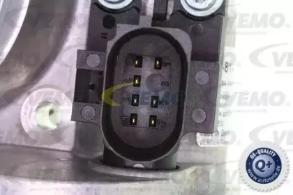 Патрубок дроссельной заслонки VEMO купить