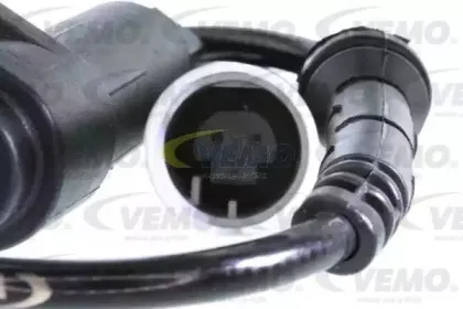 Датчик, частота вращения колеса VEMO купить