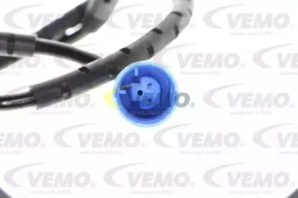 Датчик, частота вращения колеса VEMO купить