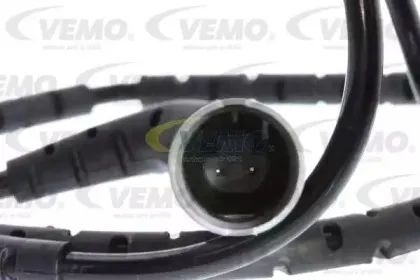 Датчик, частота вращения колеса VEMO купить