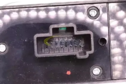 Выключатель, стеклолодъемник VEMO купить