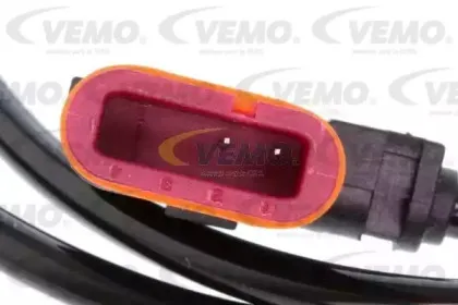 Датчик, частота вращения колеса VEMO купить