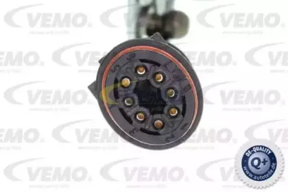 Патрубок дроссельной заслонки VEMO купить