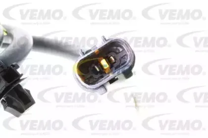 Датчик, частота вращения колеса VEMO купить