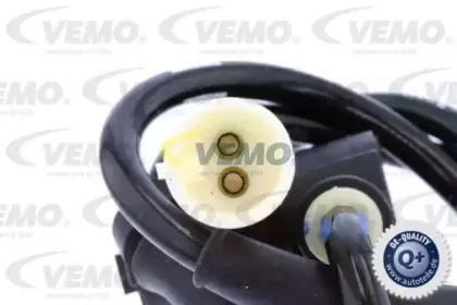 Датчик, частота вращения колеса VEMO купить