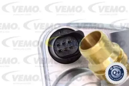 Патрубок дроссельной заслонки VEMO купить