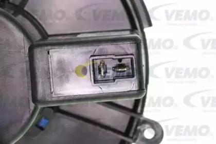 Электродвигатель, вентиляция салона VEMO купить