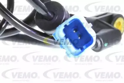 Датчик, частота вращения колеса VEMO купить