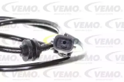 Датчик, частота вращения колеса VEMO купить
