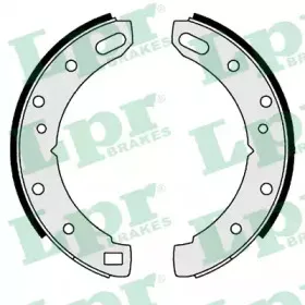 Комплект тормозных колодок LPR купить