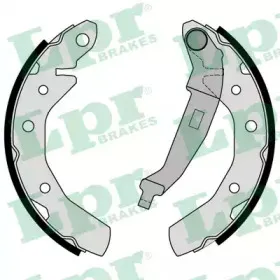 Комплект тормозных колодок LPR купить