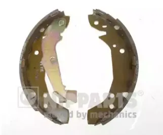 Комплект тормозных колодок NIPPARTS купить