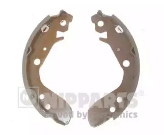 Комплект тормозных колодок NIPPARTS купить