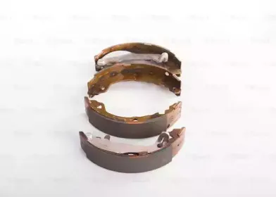 Комплект тормозных колодок BOSCH купить