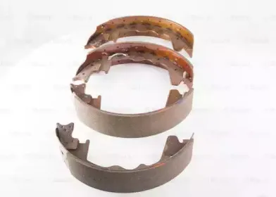 Комплект тормозных колодок BOSCH купить