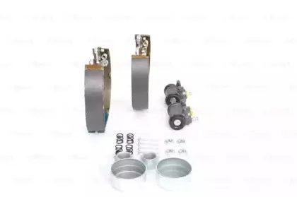 Комплект тормозных колодок BOSCH купить
