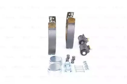 Комплект тормозных колодок BOSCH купить