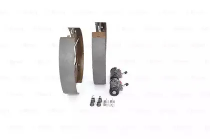 Комплект тормозных колодок BOSCH купить