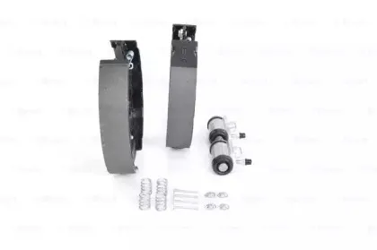 Комплект тормозных колодок BOSCH купить