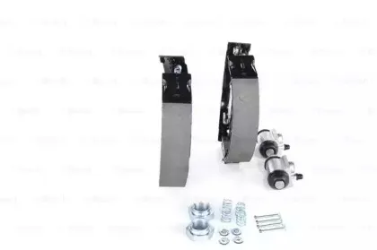 Комплект тормозных колодок BOSCH купить