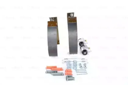 Комплект тормозных колодок BOSCH купить
