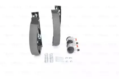 Комплект тормозных колодок BOSCH купить