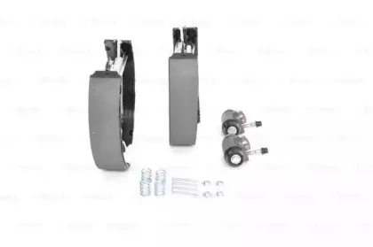Комплект тормозных колодок BOSCH купить