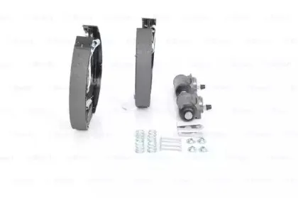 Комплект тормозных колодок BOSCH купить
