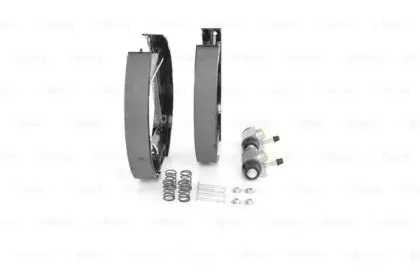 Комплект тормозных колодок BOSCH купить