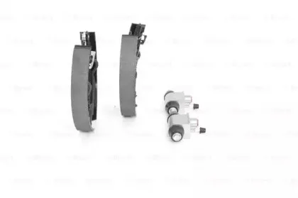 Комплект тормозных колодок BOSCH купить