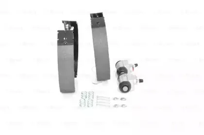 Комплект тормозных колодок BOSCH купить