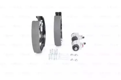 Комплект тормозных колодок BOSCH купить
