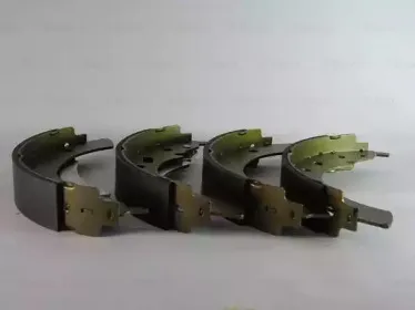 Комплект тормозных колодок BOSCH купить