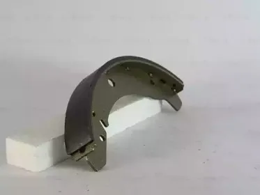 Комплект тормозных колодок BOSCH купить