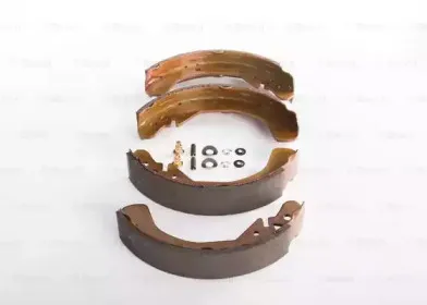 Комплект тормозных колодок BOSCH купить