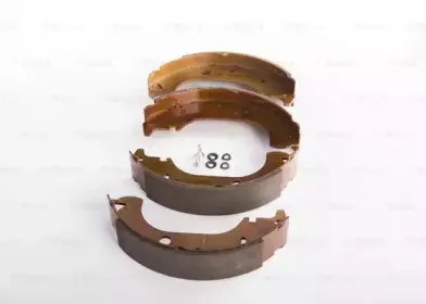 Комплект тормозных колодок BOSCH купить