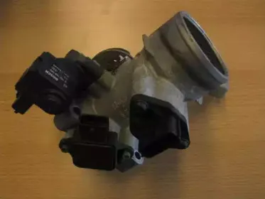 Патрубок дроссельной заслонки ASHUKI купить