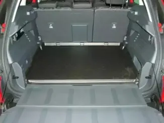 Лоток багажного/грузового отсека CARBOX купить