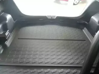 Лоток багажного/грузового отсека CARBOX купить