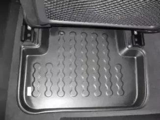 Резиновый коврик с защитными бортами CARBOX купить