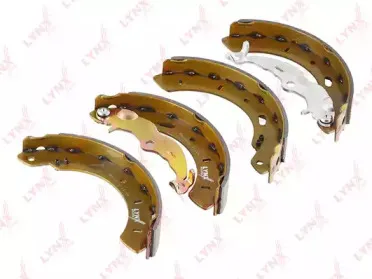 Комплект тормозных колодок LYNXauto купить