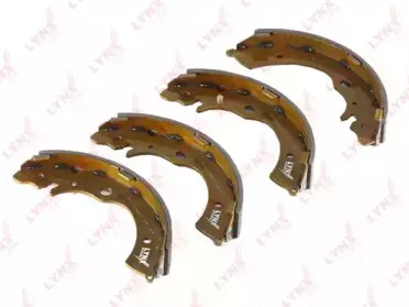 Комплект тормозных колодок LYNXauto купить
